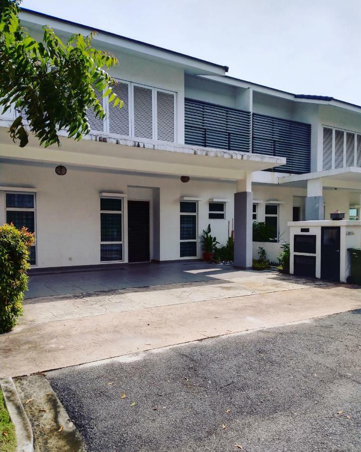 Juniper Homestay Putrajaya Presint 11 Bagian luar foto